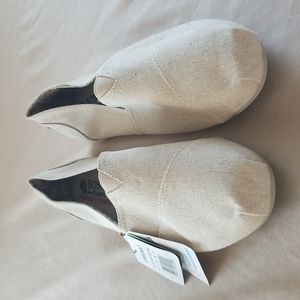 BOBs For Skechers women comfort loafers.